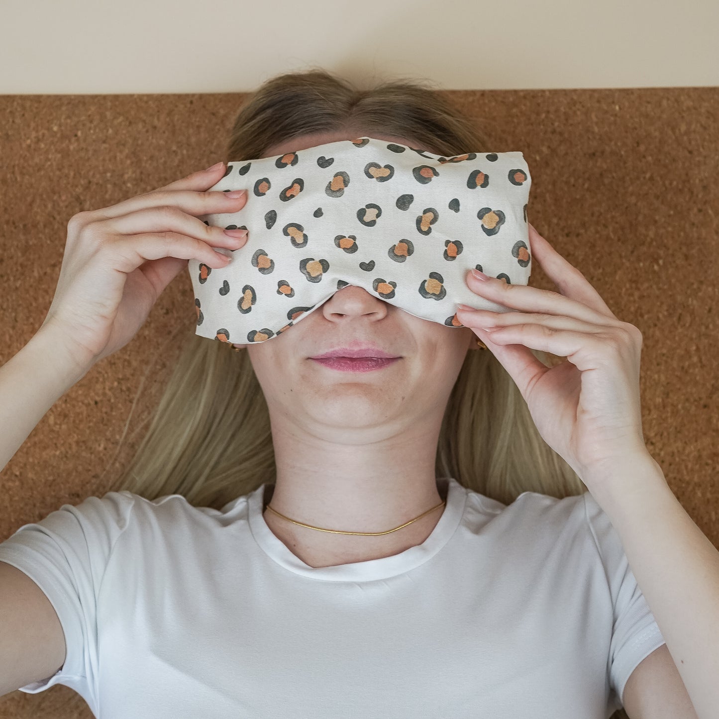 Augenkissen Leomuster hell