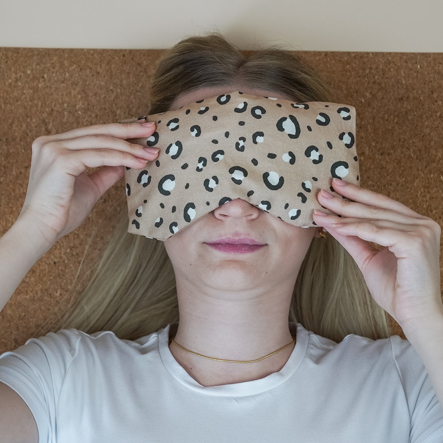 Augenkissen Leomuster beige